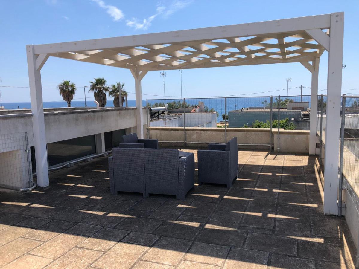 Villetta Frontemare Alliste Exteriér fotografie